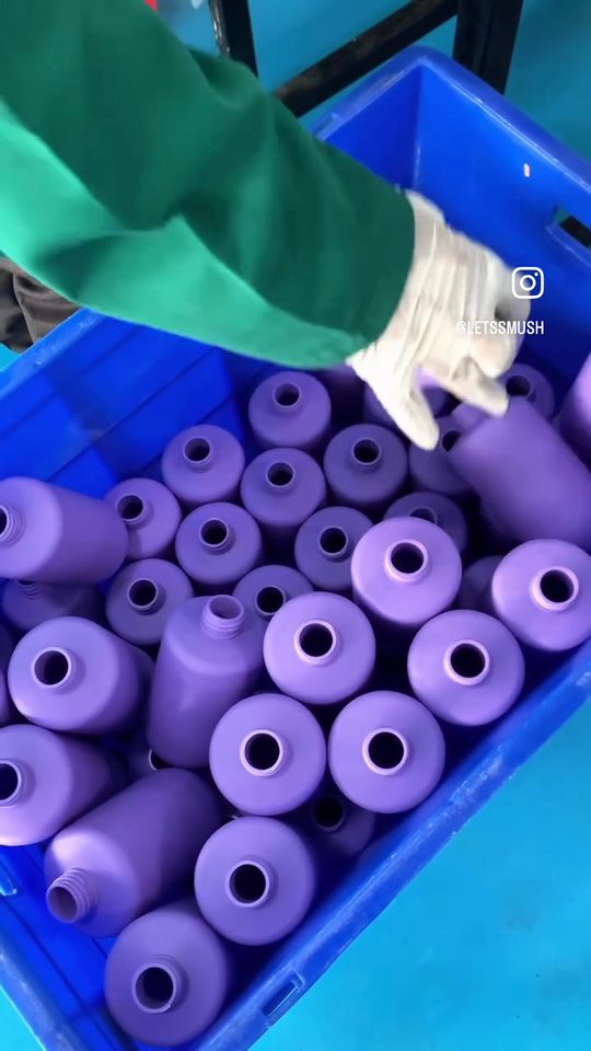 Video cover: SMUSH! shampoo bottles being filled, coded and packed
